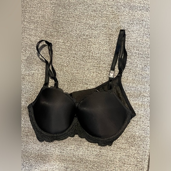 VICTORIA SECRET DREAM ANGELS SMOOTH CUP DEMI BRA - Picture 1 of 3